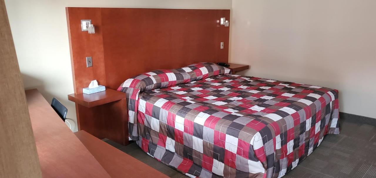 Motel Falcon Brossard Exteriör bild