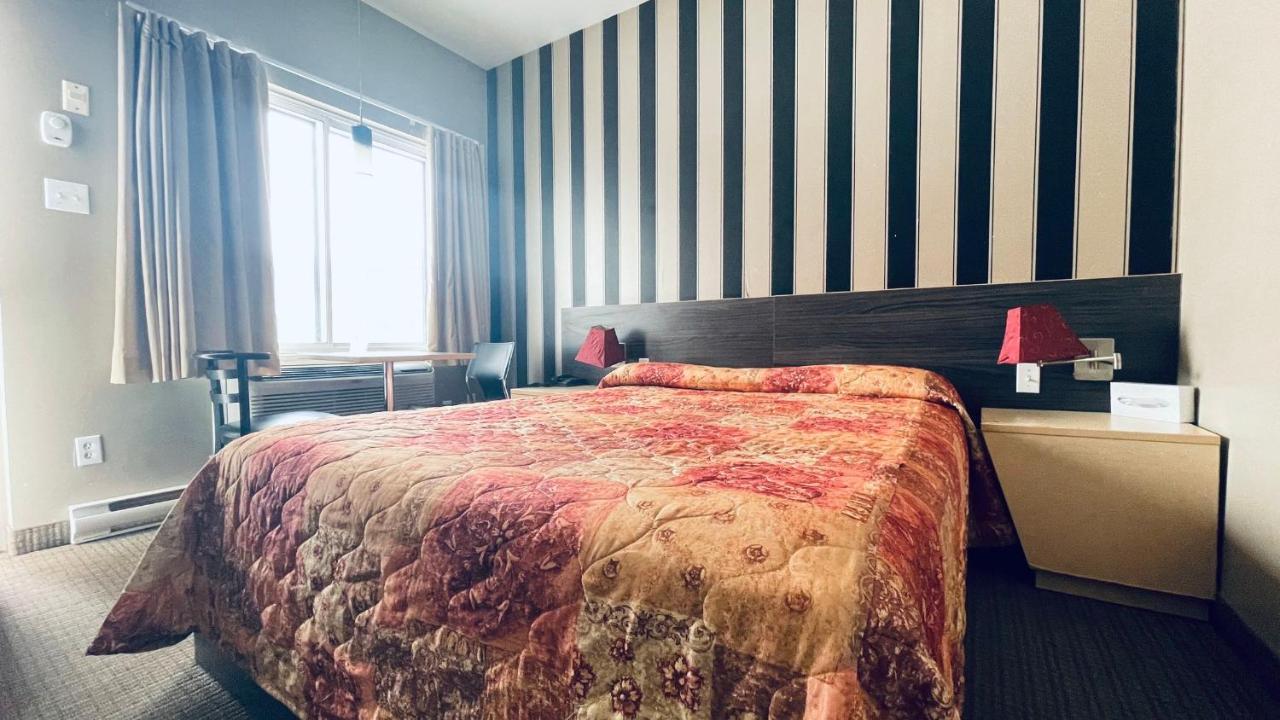 Motel Falcon Brossard Exteriör bild