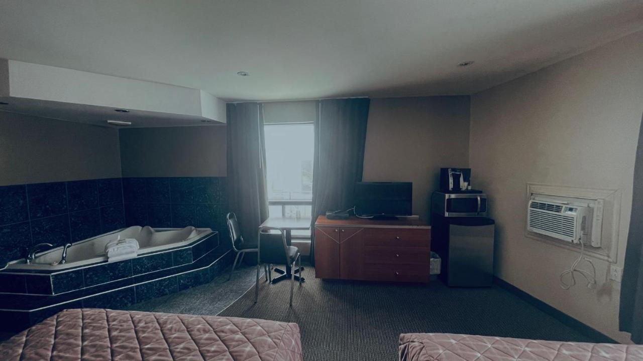 Motel Falcon Brossard Exteriör bild